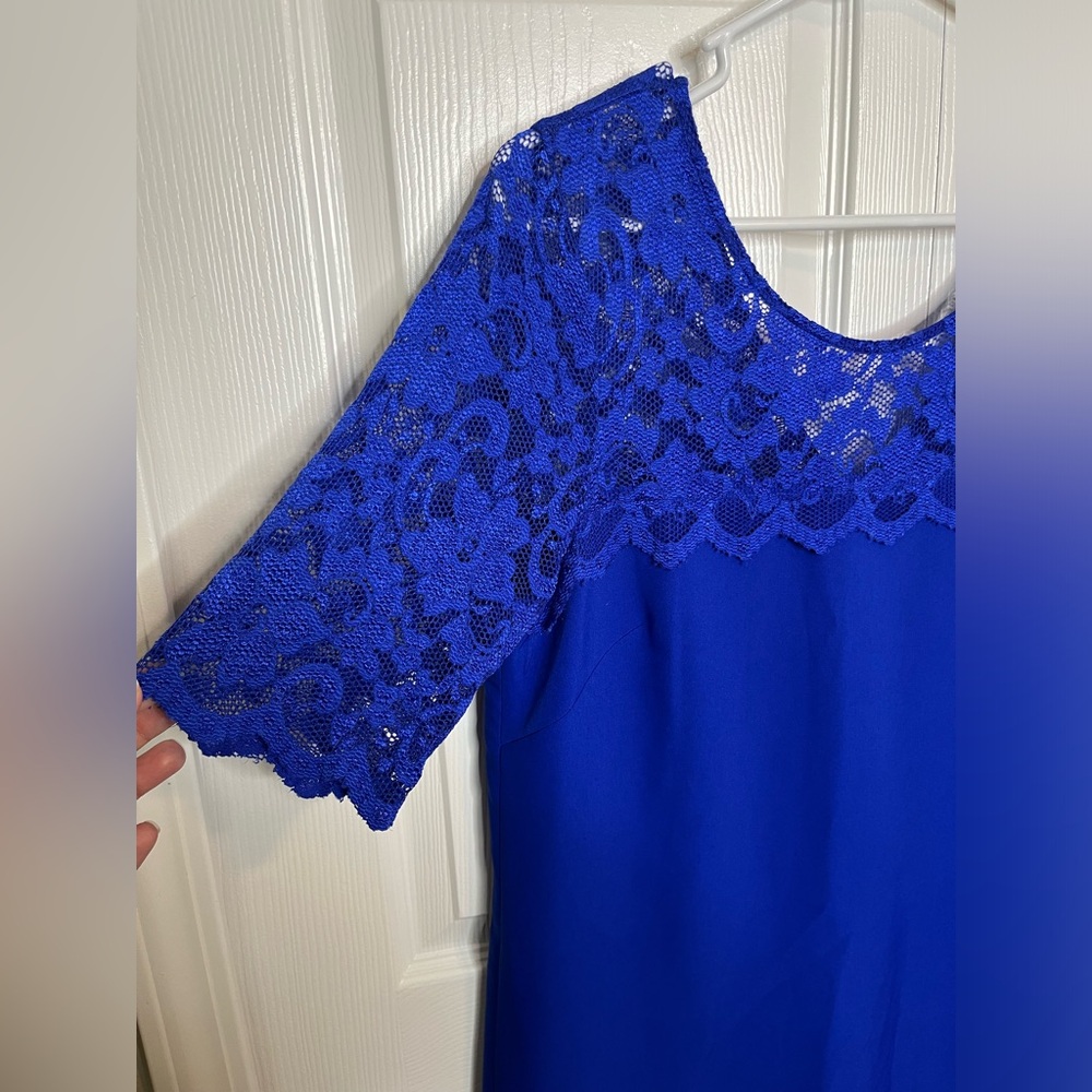 Badgley Mischka‎ Belle Royal Blue Floral Lace Detail Sleeves Mini Dress Sz 12 - Picture 5 of 9